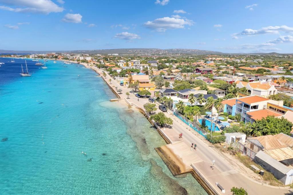 Bonaire Oceanfront Apartments Kralendijk Exteriör bild