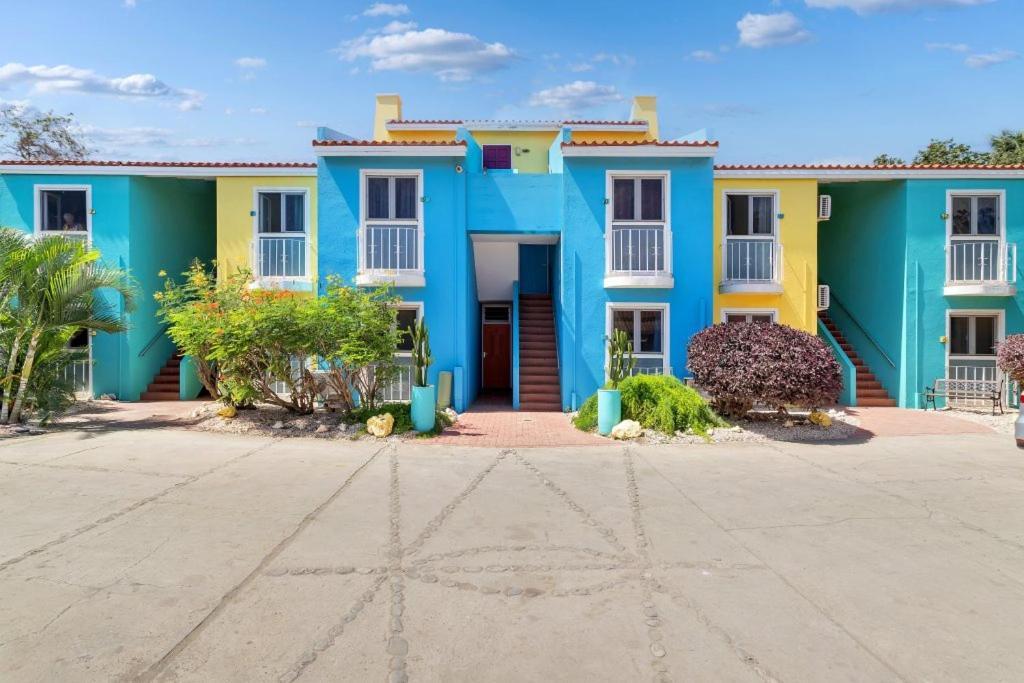 Bonaire Oceanfront Apartments Kralendijk Exteriör bild